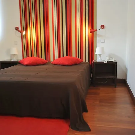 Domus Hotel